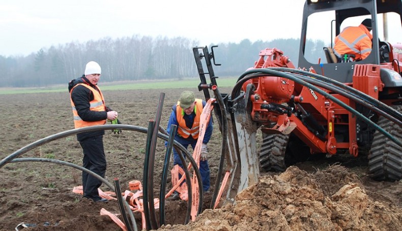 Budowa szerokopasmowej sieci internetowej, Kajanka, 08.01.2014, fot. Urząd Marszałkowski Województwa Podlaskiego