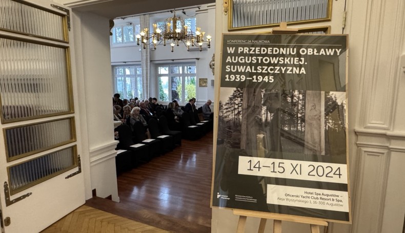 Naukowcy, badacze i pasjonaci historii biorą udział w konferencji o Obławie Augustowskiej, 14.11.2024, fot. Anna Auron-Wasilewska